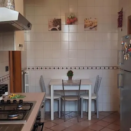 Lovely 11 Guests Flat, Via Tribunali, Center! Apartment *